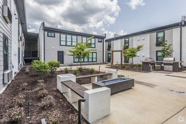 Building Photo - Studio Rasa