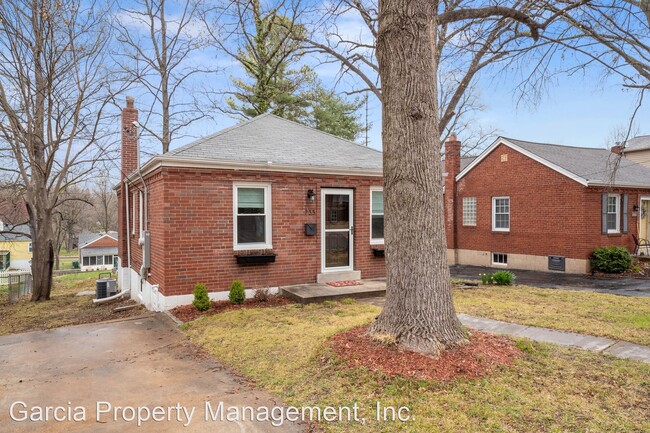 Building Photo - 2 br, 1 bath House - 733 Landscape Ave.