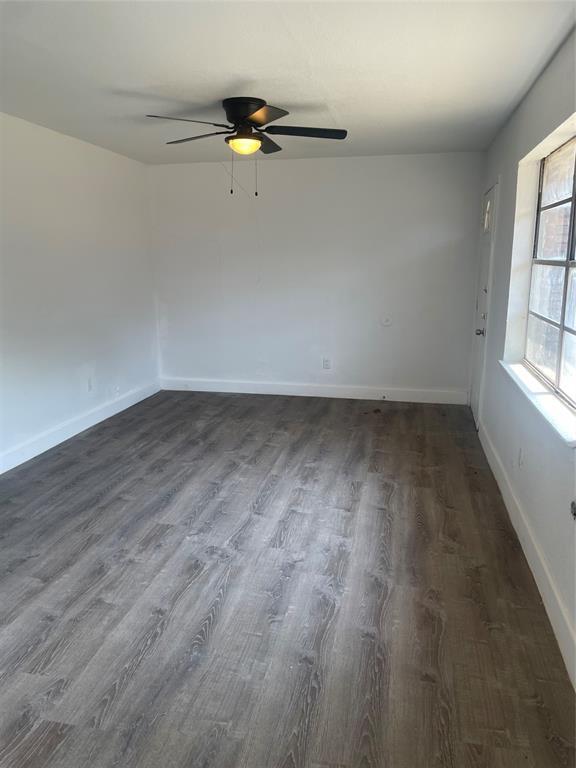 Foto del edificio - 6309 Crane St