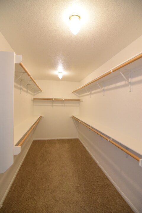 Foto del edificio - 2200 Riley Dr
