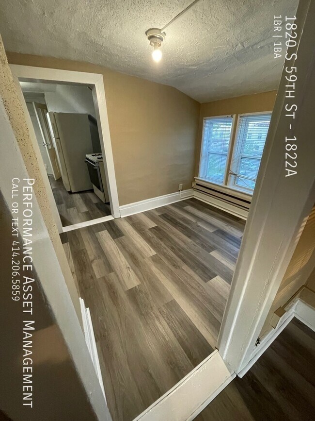 Foto del edificio - Cozy 1 Bed 1 Bath in West Allis