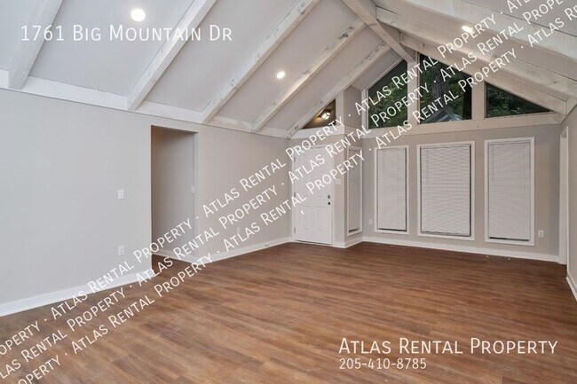 Foto del edificio - 1761 Big Mountain Dr