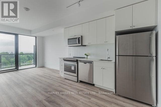 Building Photo - 2799 Kingston Rd