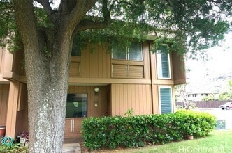 Building Photo - 375D Haleloa Pl