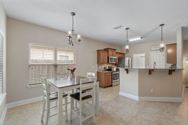 Foto del edificio - 2208 Tom St