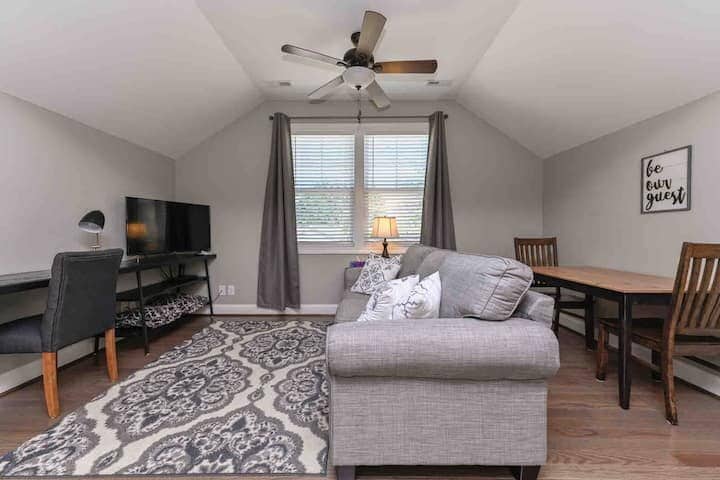 Photo - 903 Saluda Lake Rd (Greenville, SC)