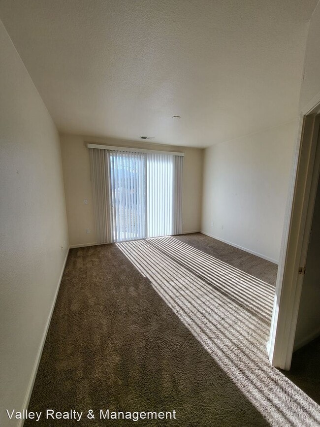 Building Photo - 3 br, 2 bath House - 365 Royal Troon