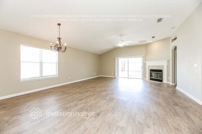 Foto del edificio - 3675 Blue Wing Ct