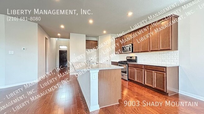 Foto del edificio - 9003 Shady Mountain