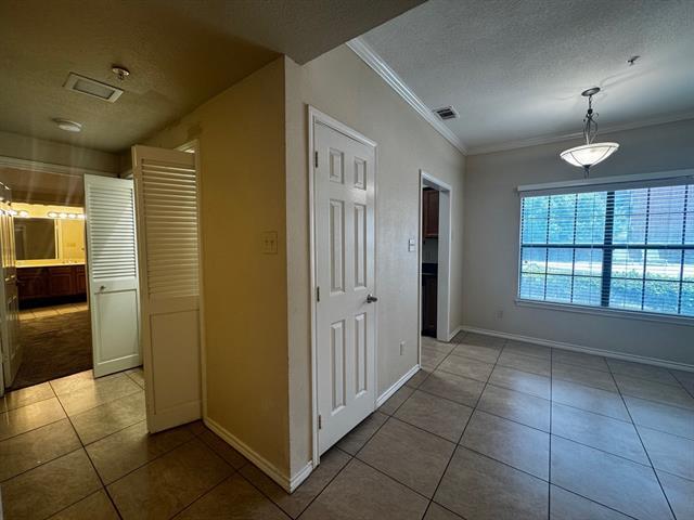Foto del edificio - 6006 Auburndale Ave