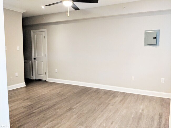 Foto del edificio - Studio, 1 bath Apartment - Surrey Hall G102