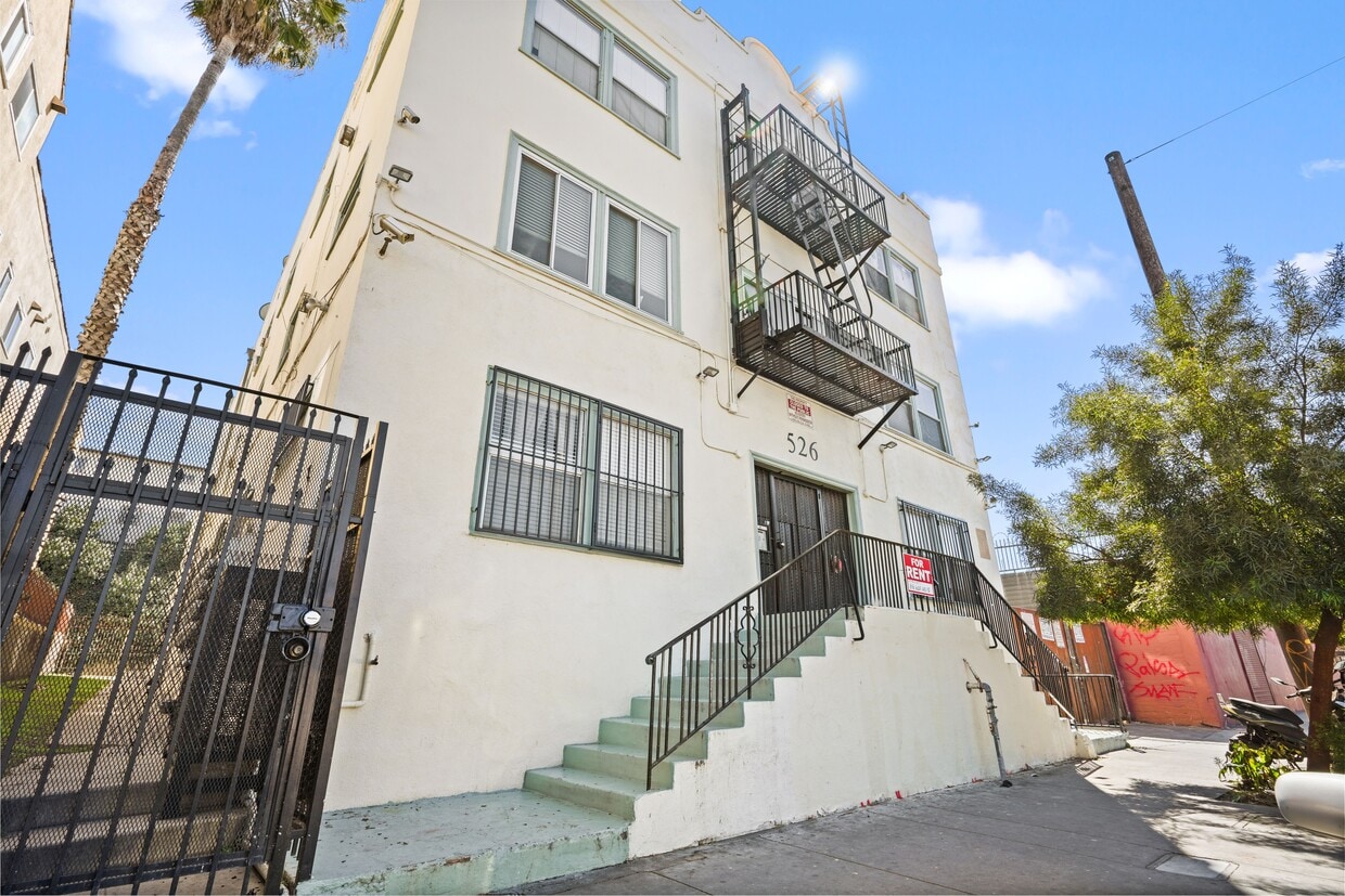 Primary Photo - Union Apartments