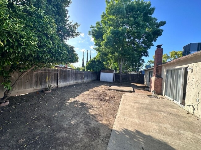 Building Photo - APPLY FOR THIS BEAUTIFUL HOME TODAY!