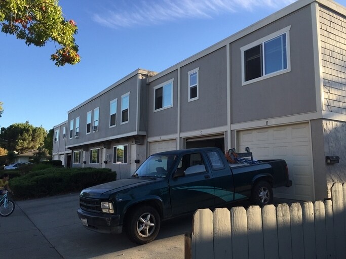 8205 Wren Ave, Gilroy, CA 95020 Apartments in Gilroy, CA