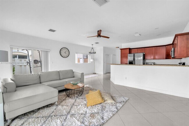 Foto del edificio - 3458 NW 17th Terrace
