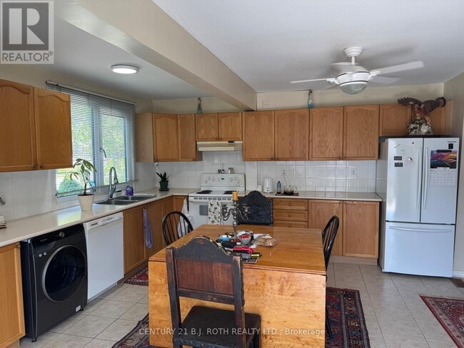 Building Photo - 2745 Lone Birch Trail