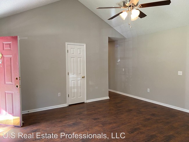 Building Photo - 3 br, 2 bath House - 25 Magnolia Road