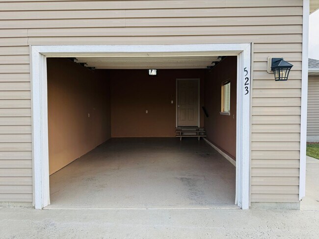 Foto del edificio - 523 Yellowstone Ave