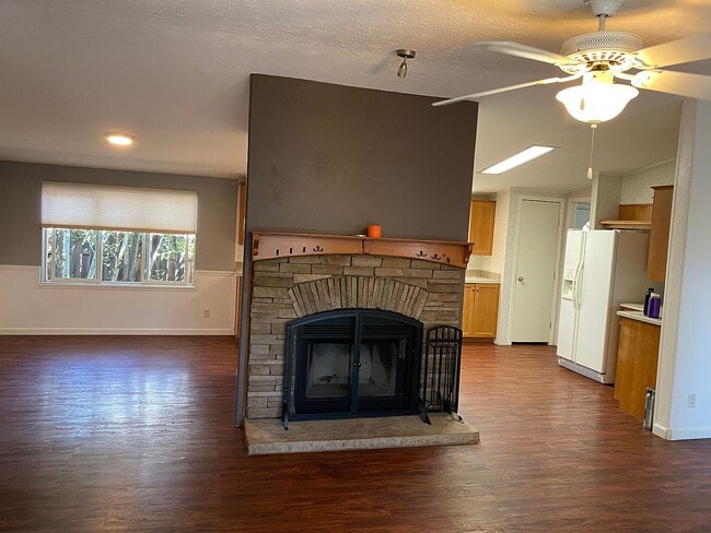 Building Photo - 5083 N Thornton Pl