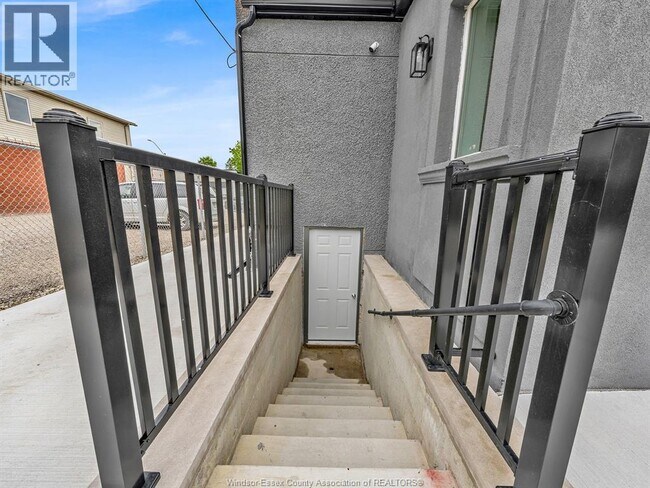 Photo du bâtiment - 1657-59 Drouillard Rd