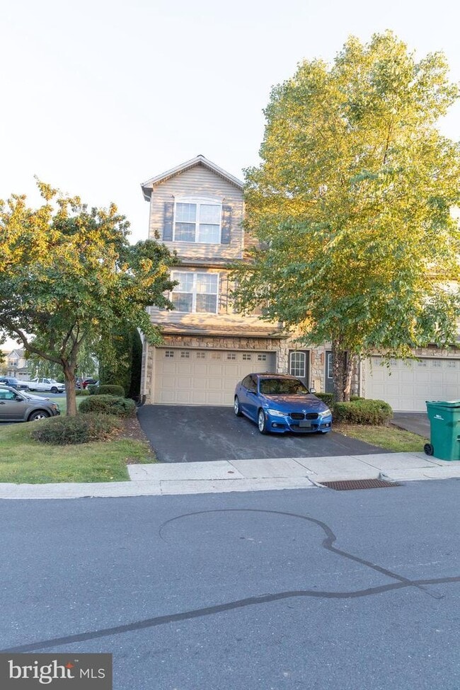 Building Photo - 6340 Galleon Drive