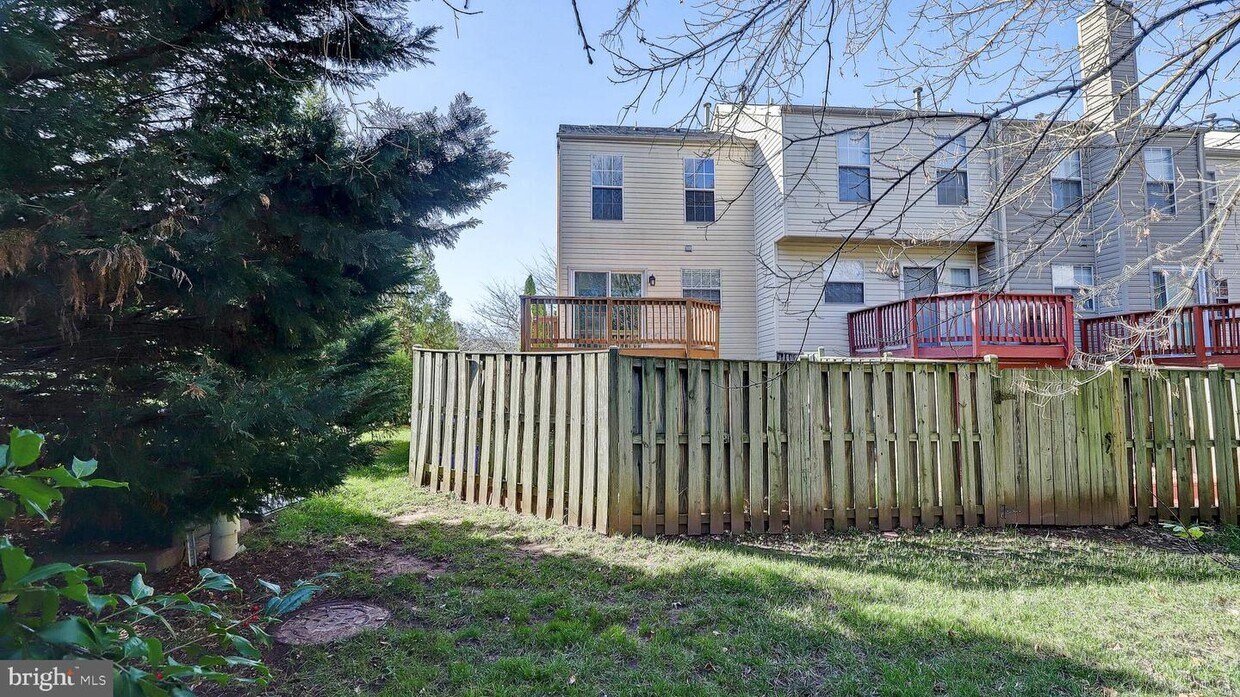 6109 Jenlar Dr, Centreville, VA 20121 Townhome Rentals in Centreville
