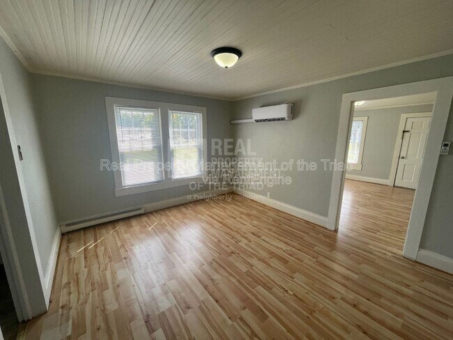 Foto del edificio - 907 W Cooksey Dr