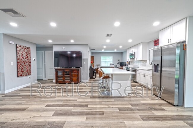 Foto del edificio - 3101 Carriage Dr