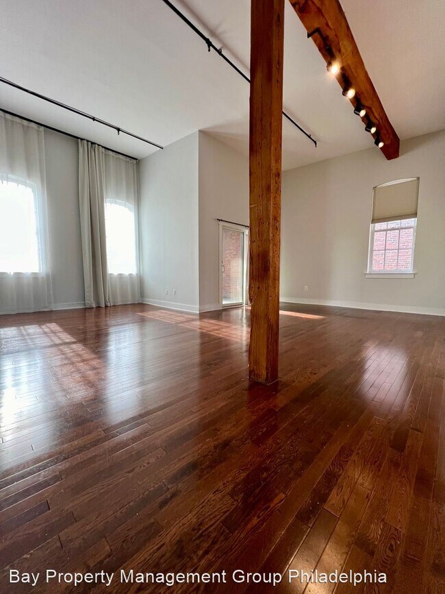 Foto del edificio - 1 br, 1 bath House - 209 Cuthbert St Apt 501