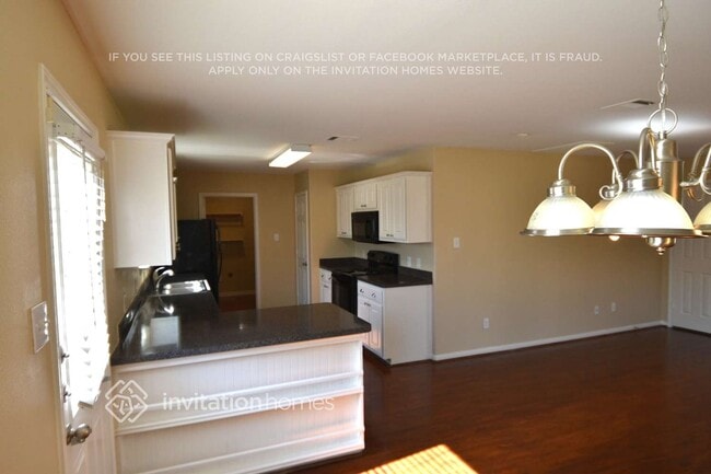Foto del edificio - 4606 Canadian River Ct