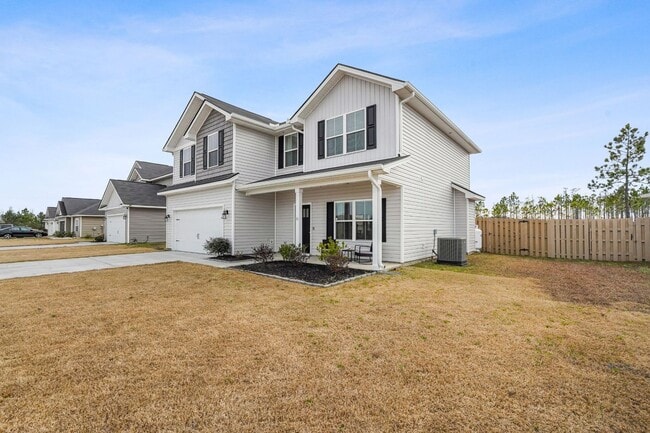 Building Photo - Like New Construction in Ludowici