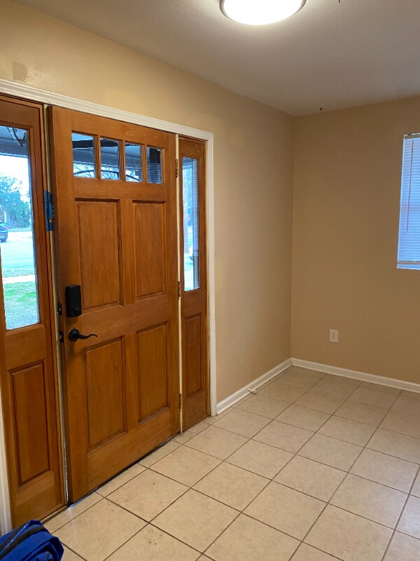 Building Photo - 3437 Elysian Fields Ave