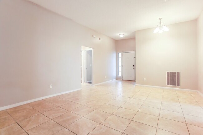 Foto del edificio - 6011 Fillyside Trail