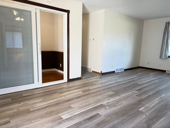 Foto del edificio - South Moorhead House