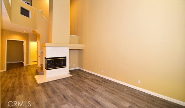 Building Photo - 2090 Villa Del Lago Dr