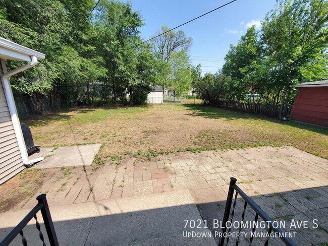 Foto del edificio - 7021 Bloomington Ave S