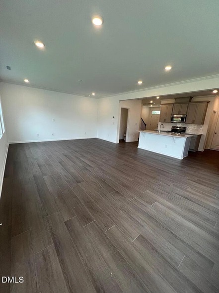 Building Photo - 187 S Finley Lndg Pkwy