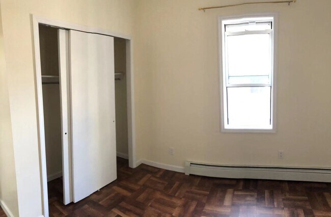 Foto del edificio - 18 E 19th St