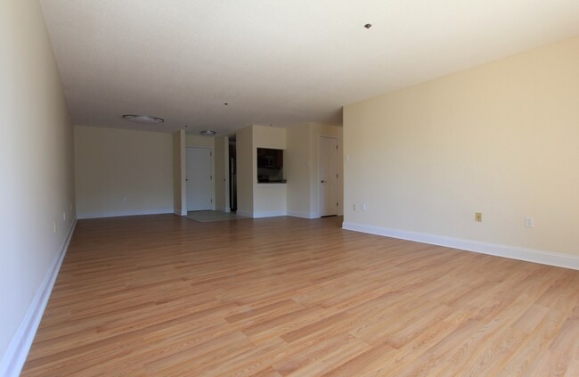 Foto del edificio - 1101 Beacon St