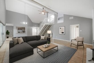 Building Photo - 3207 S Greenpark Dr