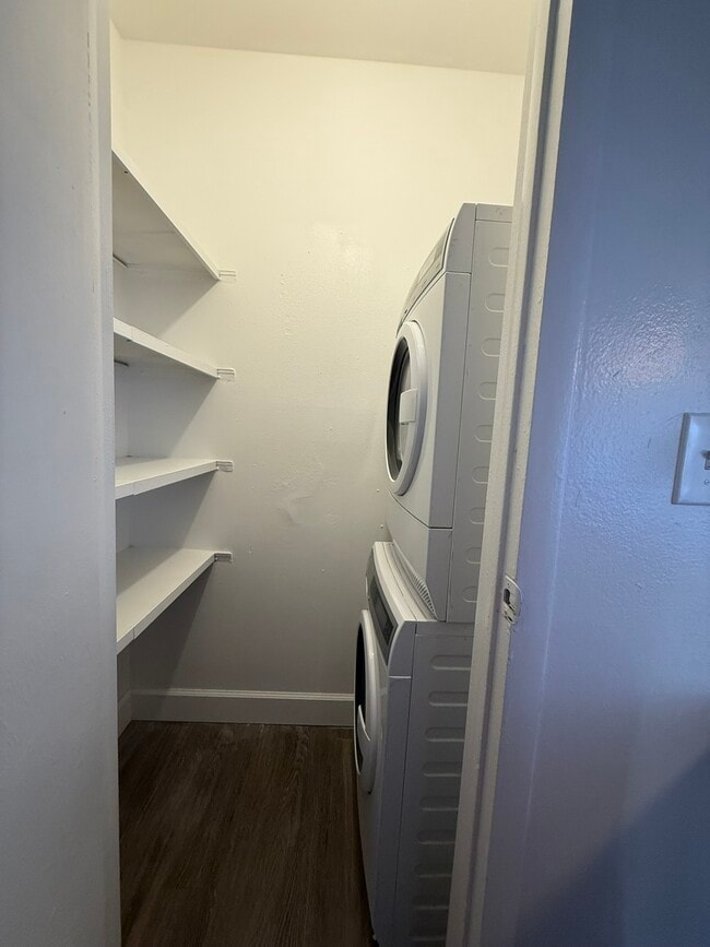 Foto del edificio - Squire Apartments