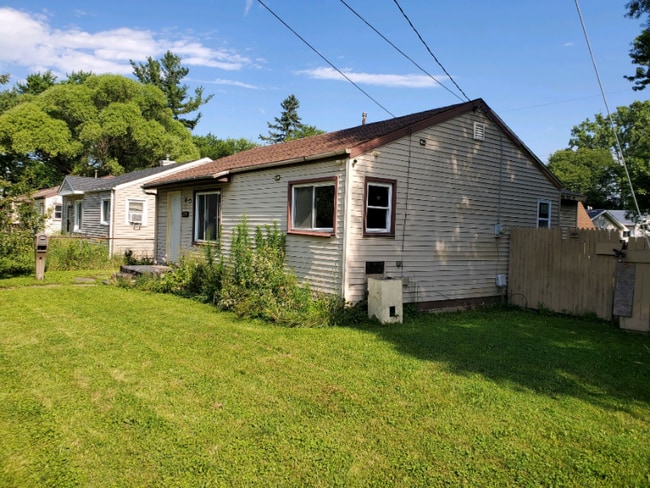 Building Photo - 2925 Colorado Ave