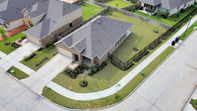Foto del edificio - 21927 Citrus Grove Ct