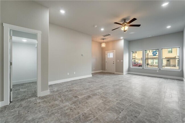 Building Photo - 2235 W Million Ln
