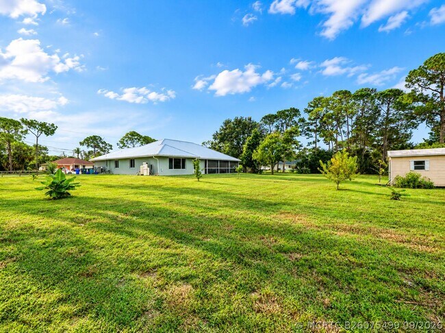 Foto del edificio - 14366 76th Rd N