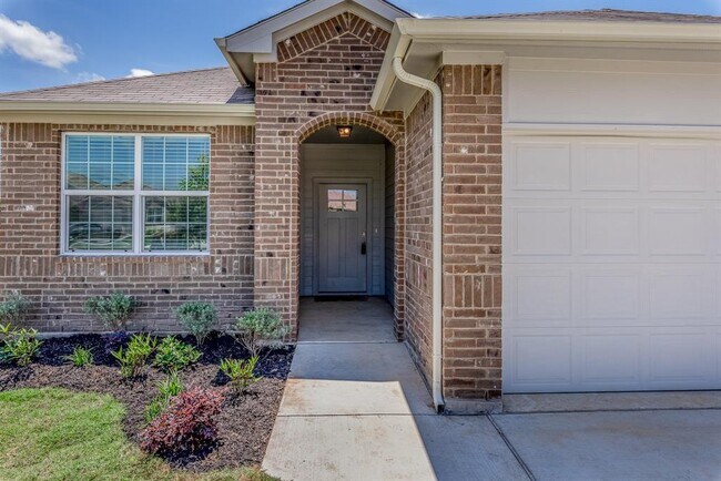 Building Photo - 6621 Kildare Dr