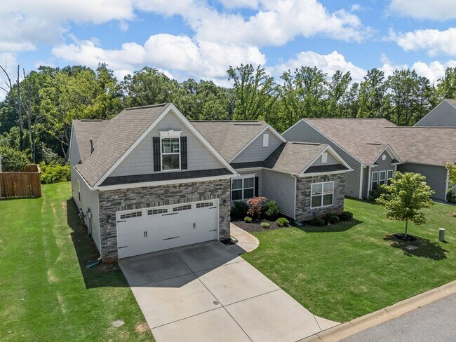 Foto del edificio - Stylish 3BR/2BA Home with Bonus Room in Gr...