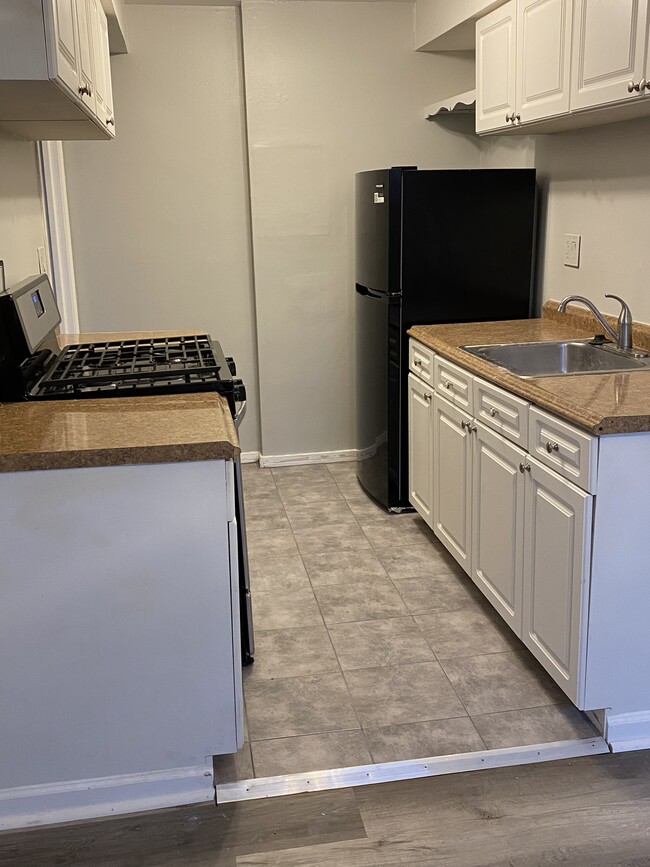 Kitchen - 3416 Ashfield Ln