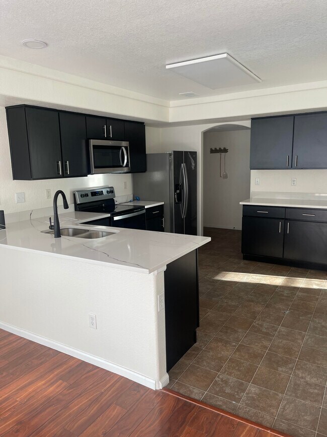 Foto del edificio - 20895 E 47th Ave