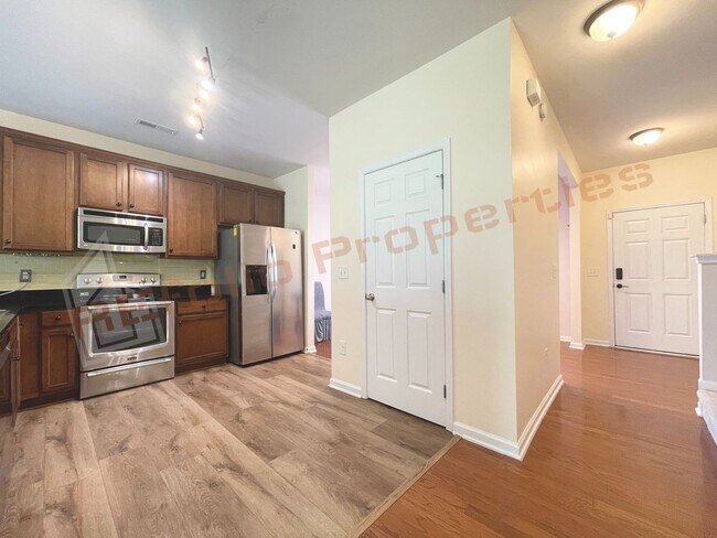 Photo - 1304 Cozart Street Townhome